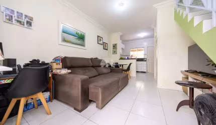 Casa com 2 quartos à venda na Rua José Laurindo de Souza, 1349, Cidade Industrial, Curitiba, 160 m2 por R$ 330.000