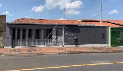 Casa com 3 quartos à venda no Jardim Carlos Lourenço, Campinas , 241 m2 por R$ 680.000