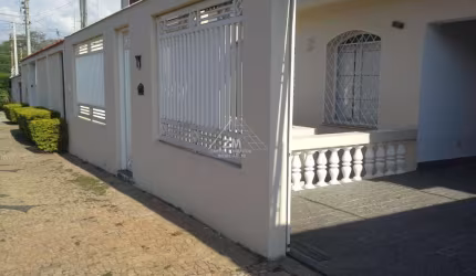 Casa com 3 quartos à venda na Rua Sinésio de Melo Oliveira, 631, Jardim Paraíso, Campinas, 244 m2 por R$ 750.000
