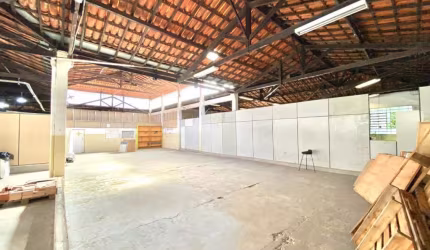 Barracão / Galpão / Depósito para alugar na Avenida Washington Luís, 570, Jardim Leonor, Campinas, 300 m2 por R$ 4.000
