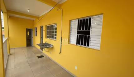 Casa com 3 quartos para alugar no Jardim Nova Europa, Campinas , 90 m2 por R$ 2.200