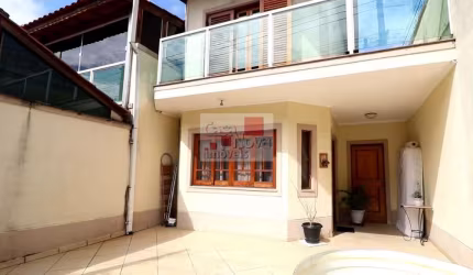 Excelente sobrado c/ 168 m² na região da Vila gustavo !!!!