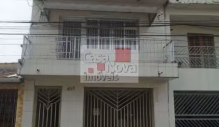 Imóvel excelente para renda possui 3 moradias em bom estado,rua residencial próximo ao comercio.