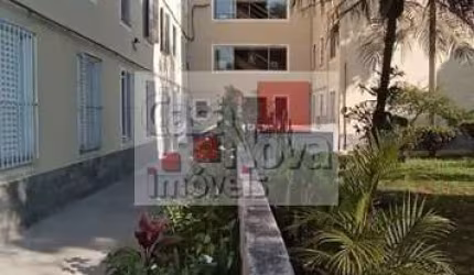 Apartamento em Vila Sabrina