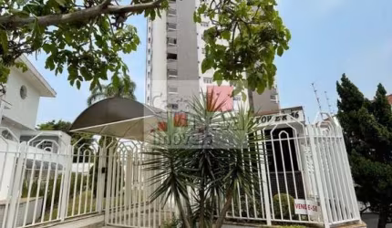 Apartamento amplo e bem localizado na Vila Paiva