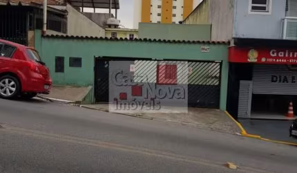 Casa térrea a venda na Vila Gustavo