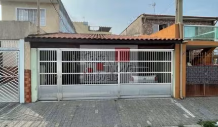 Casa térrea a venda na Vila Sabrina
