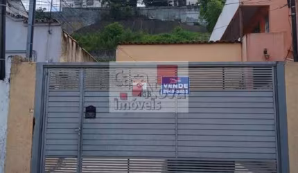 Imóvel ideal para renda ou construção de kits .