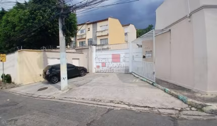 Sobrado em condomínio
