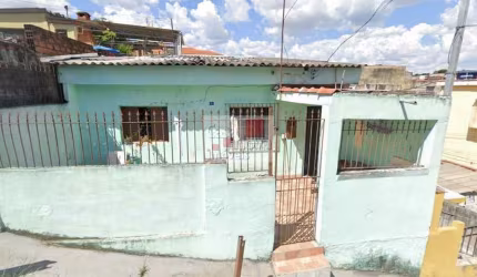 Terreno com   3 casas  para renda, oportunidade