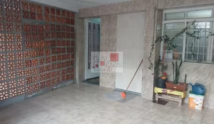 Casa com 2 moradias