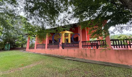 OPORTUNIDADE - VENDO CHÁCARA - QUINTAS DE PIRAPORA - SALTO DE PIRAPORA / SP Área Terreno: 1.774² / Área Construída: 330 m²  CASA PRINCIPAL: 3 dormitór