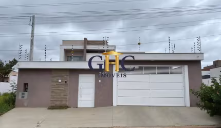 GRANDE OPORTUNIDADE - CASA A VENDA - JARDIM SÃO LUCAS - SALTO DE PIRAPORA/SP. Área Construída: 151,47 m² / Área Terreno: 275 m²   ** ACEITAMOS FINANCI