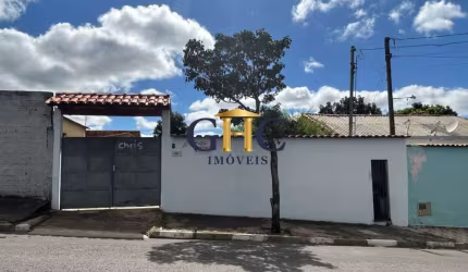 CASA À VENDA - JARDIM  BANDEIRA - SALTO DE PIRAPORA/SP Terreno: 250m² / Área Construída: 43,32m²  CASA - 1 quarto; - Sala; - Cozinha; - Banheiro socia