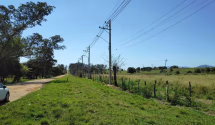 Área para Construção para Venda em Seropédica, Piranema