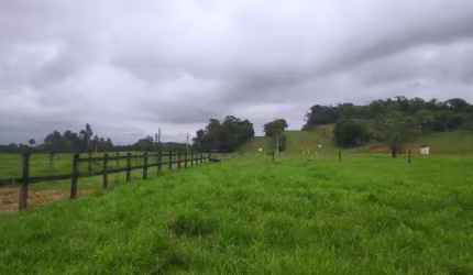 Sítio para Venda em Cachoeiras de Macacu, Papucaia