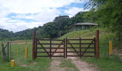Sítio para Venda em Cachoeiras de Macacu, São José da Boa Morte