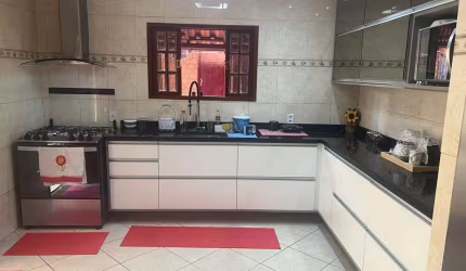 Casa em Condomínio para Venda em Itaboraí, Centro, 3 dormitórios, 1 suíte, 4 banheiros, 1 vaga