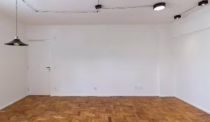 Ape Reformadíssimo com 1 dorm e vaga