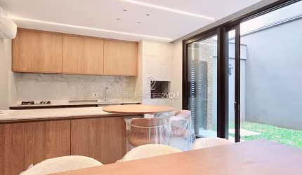 Casa em condomínio fechado com 3 quartos à venda na Rua Coronel Brasilino Moura, Ahú, Curitiba, 266 m2 por R$ 3.690.000
