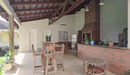 Casa com 3 quartos à venda na Rua João Eneas de Sá, São Lourenço, Curitiba por R$ 1.650.000