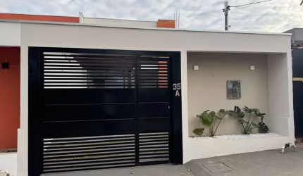 Casa Térrea á venda no Bairro Jardim Universitário, Cuiabá-mt