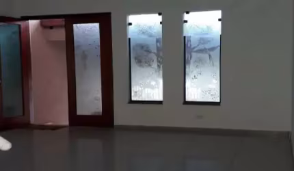 Casa com 4 quartos à venda na Rua Vitor de Queiroz Matos, 89, Parque São Lucas, São Paulo por R$ 800.000