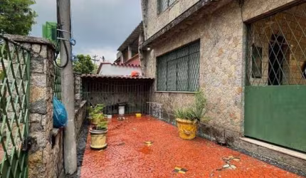 Casa à venda em Rio de Janeiro, Campinho, com 5 quartos, com 251 m²
