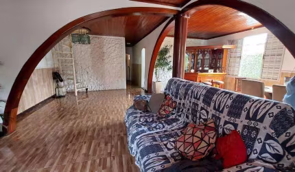 Casa à venda em Rio de Janeiro, Oswaldo Cruz, com 5 quartos, com 290 m²