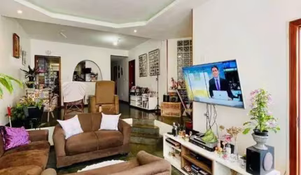 Casa à venda em Rio de Janeiro, Ramos, com 5 quartos, com 0 m², Castrol