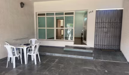 Casa Comercial/Residencial no Jd. Armênia em Mogi das Cruzes