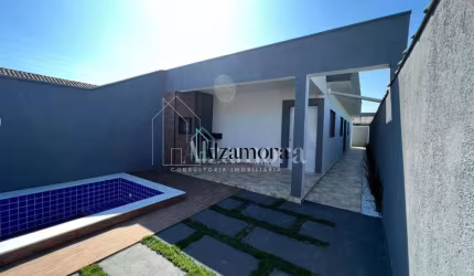 Casa lado praia com piscina no Jardim Grandesp - Itanhaém/SP