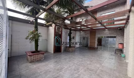 Casa à venda no bairro Praia dos Sonhos - Itanhaém/SP