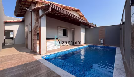 Casa à venda no bairro Balneario Gaivotas - Itanhaém/SP