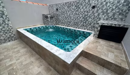 Casa com 3 dormitórios, sendo 2 suítes e piscina!