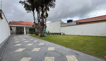 Casa de lote inteiro 300 metros da Praia em Itanhaém/SP