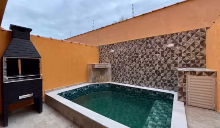 Casa em cond fechado a venda em Itanhaém,  à venda em Itanhaém/SP