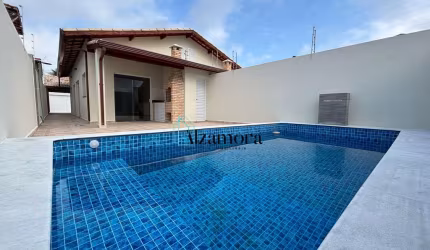 Casa com Piscina no Grandesp em Itanhaém/SP