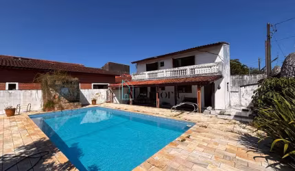 Edícula com piscina no Cibratel 2 - Itanhaém/SP