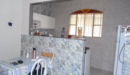 Casa Plana para Venda em São Gonçalo, Porto da Madama, 2 dormitórios, 1 banheiro, 2 vagas
