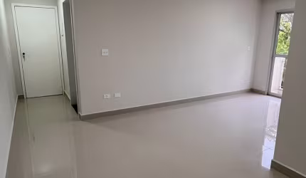 Lindo Apartamento Reformado com Muito Bom Gosto no Condomínio Mirante das Flores