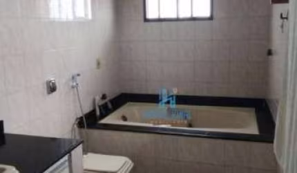 Casa com 4 dormitórios à venda por R$ 550.000,00 - Dix-Sept Rosado - Natal/RN