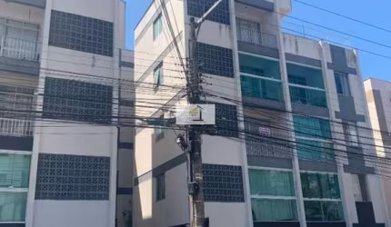 Apartamento com excelente localização de frente ao calçadão do kobrasol.
