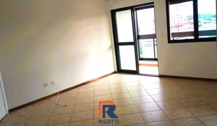 Apartamento 3 quartos, sacada, 2 vagas no Jardim Esplanada