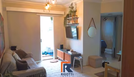 Apartamento 2 quartos, sacada, 2 vagas no Jardim Apolo
