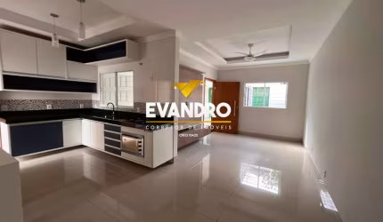Casa para Venda em Cuiabá, Jardim Universitário, 3 dormitórios, 1 suíte, 2 banheiros, 2 vagas