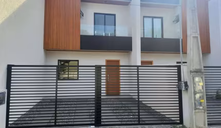Sobrado à venda no bairro Floresta - Joinville/SC