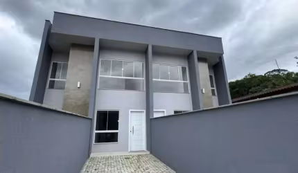Sobrado à venda no bairro Vila Nova - Joinville/SC