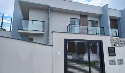 Sobrado à venda no bairro Floresta - Joinville/SC