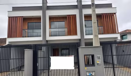 Sobrado à venda no bairro Costa e Silva - Joinville/SC